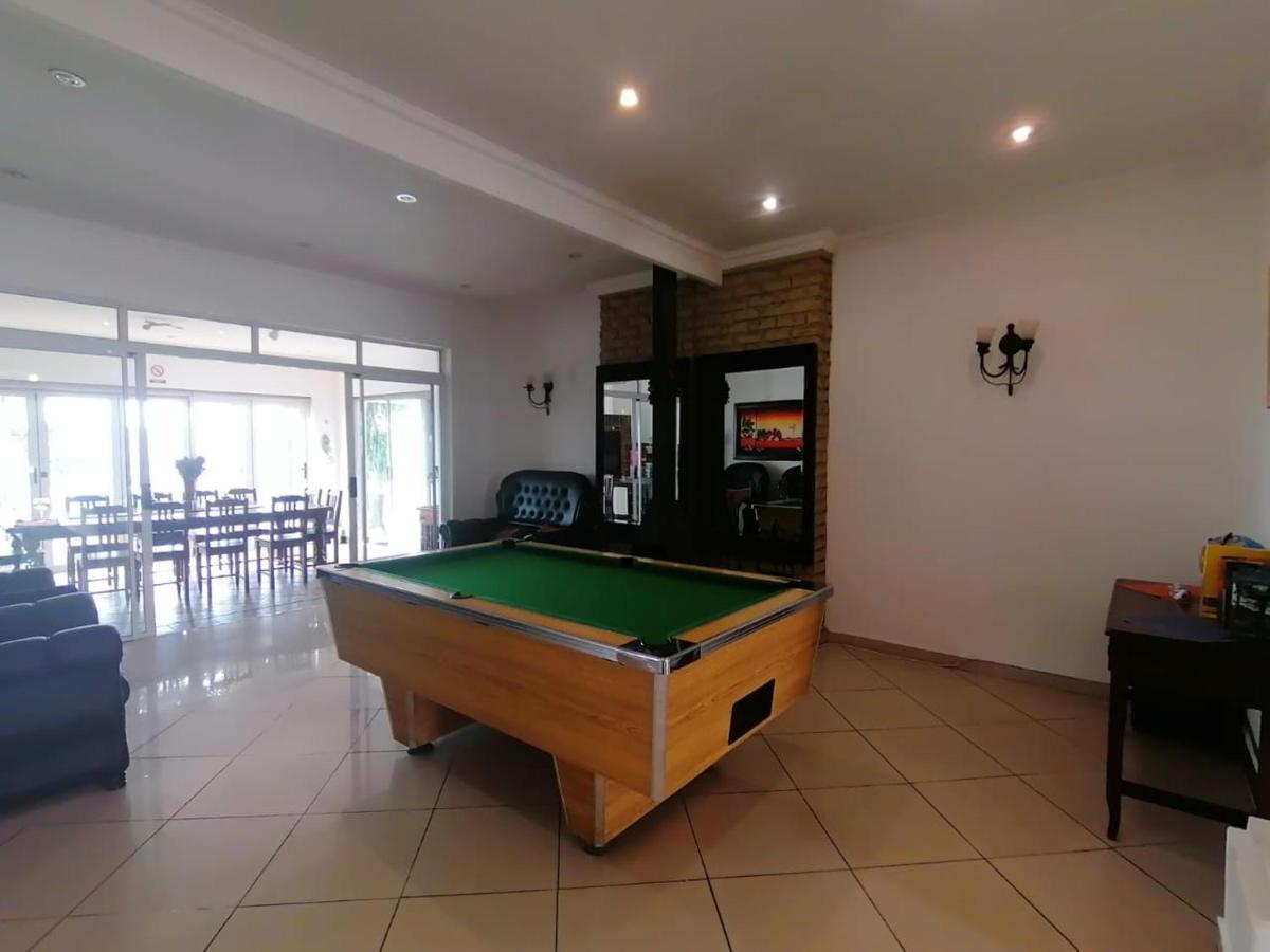 Palm View Guest House Pretoria Exterior photo