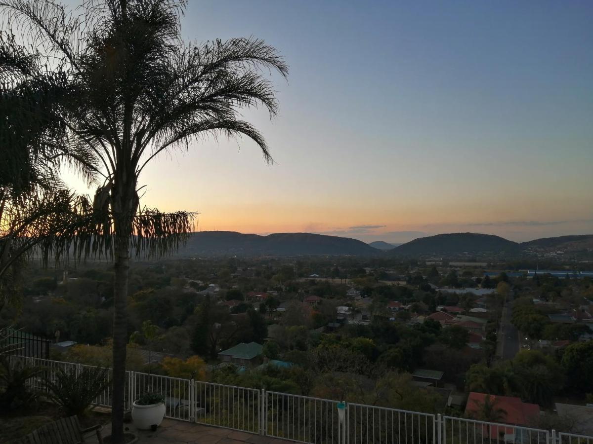 Palm View Guest House Pretoria Exterior photo